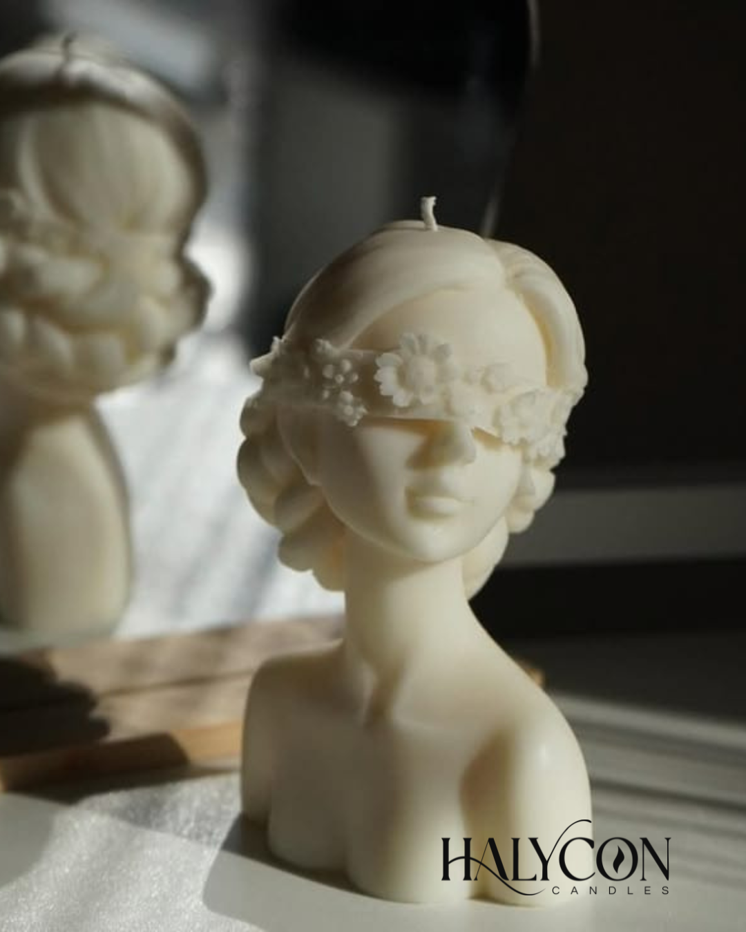 Blind Flod Lady | Fresh Floral Scented Cnadle | Toxins Free | Clean-burn | Premium Soy Wax | 100% Natural